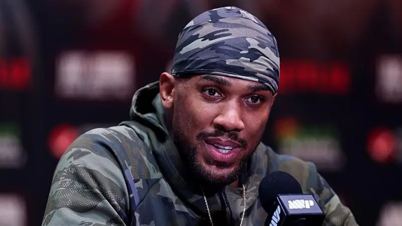 Joshua flies back to UK after Nigeria car crash